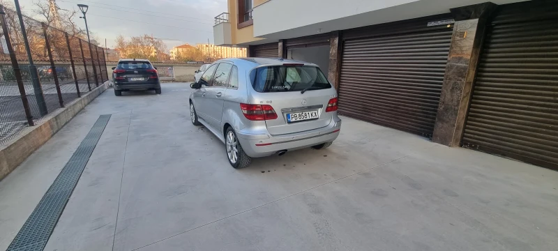 Mercedes-Benz B 200 7 степенен автомат, голяма навигация, снимка 7 - Автомобили и джипове - 48309873