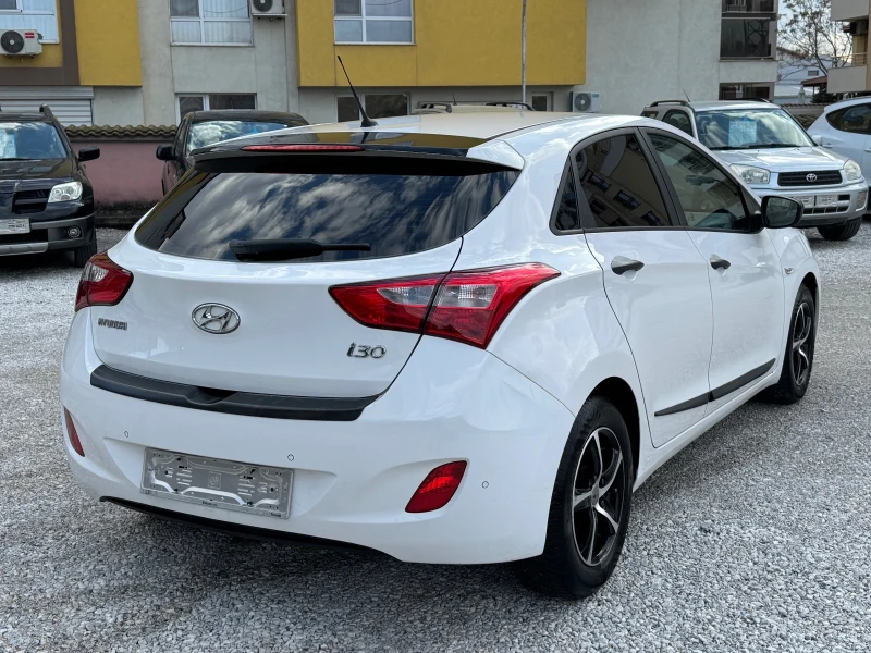 Hyundai I30 1.4i* 100 kc* EURO 5, снимка 7 - Автомобили и джипове - 48881820