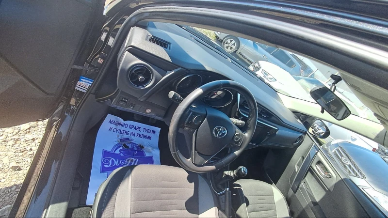 Toyota Auris 1, 2 евро 6, снимка 13 - Автомобили и джипове - 49568990