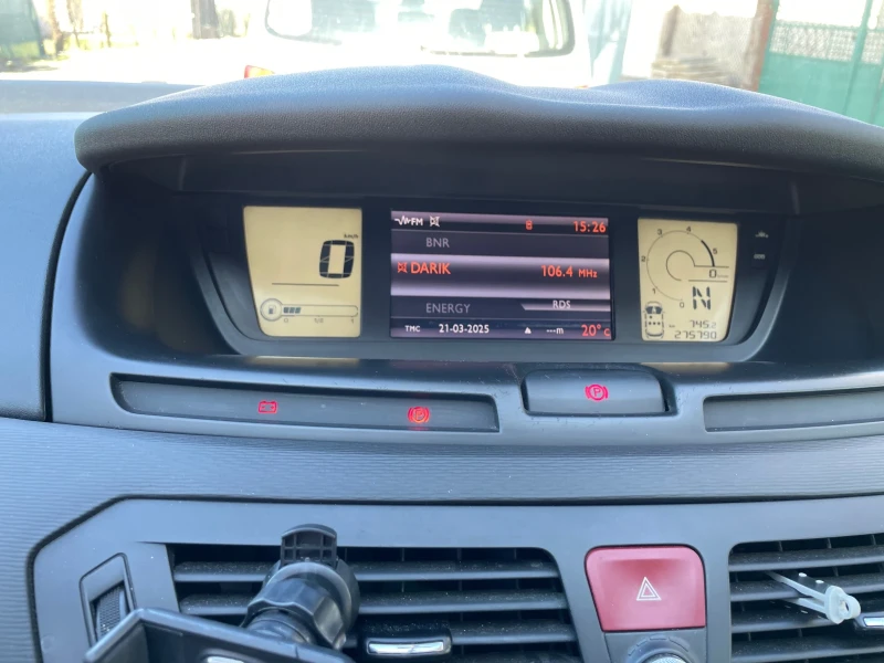 Citroen Grand C4 Picasso 1, 6 HDI, снимка 9 - Автомобили и джипове - 49589505