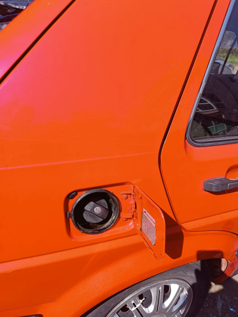 VW Golf Golf 2 1.6, снимка 10 - Автомобили и джипове - 50825202