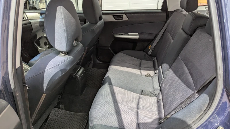 Subaru Forester, снимка 9 - Автомобили и джипове - 51071766