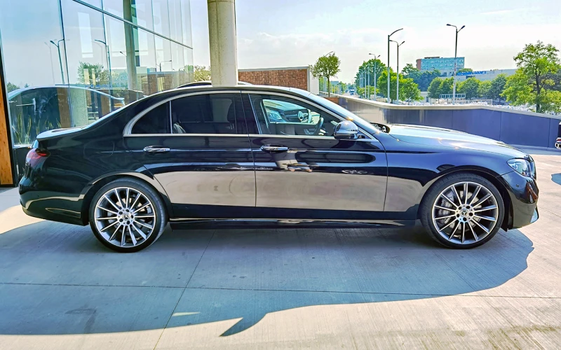Mercedes-Benz E 400 d 4MATIC AMG, снимка 2 - Автомобили и джипове - 51117941