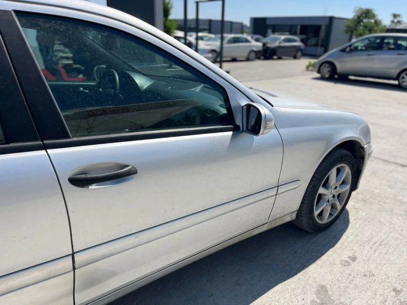 Mercedes-Benz C 220 646, снимка 11 - Автомобили и джипове - 51642113