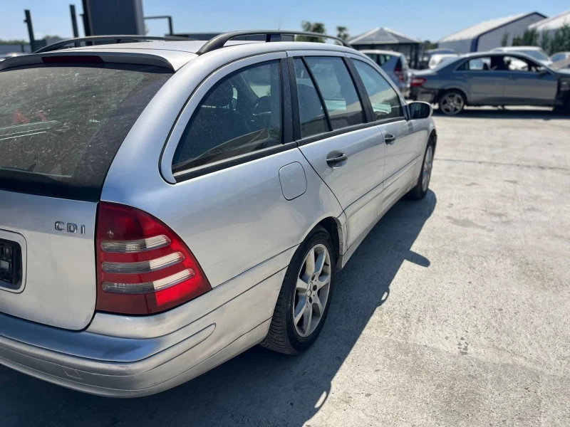 Mercedes-Benz C 220 646, снимка 9 - Автомобили и джипове - 51642113