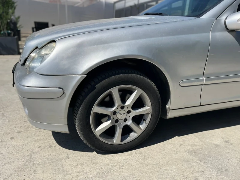 Mercedes-Benz C 220 646, снимка 3 - Автомобили и джипове - 51642113