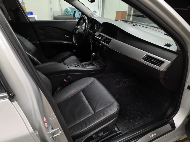 BMW 525 M57 * Автомат * Кожа * , снимка 11 - Автомобили и джипове - 52473559