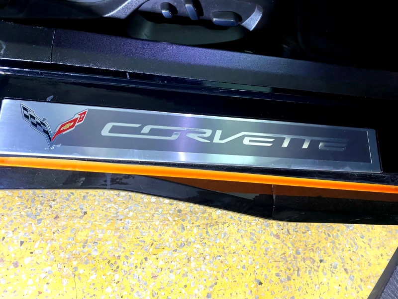 Chevrolet Corvette stingray, снимка 12 - Автомобили и джипове - 52795420