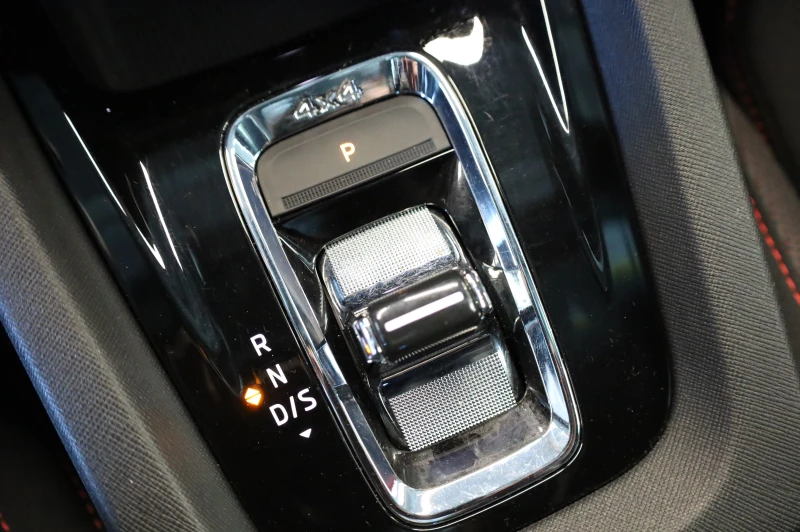 Skoda Octavia VRS* 4X4* OLED LIGHTS* CANTON* CARBON* , снимка 13 - Автомобили и джипове - 52922704