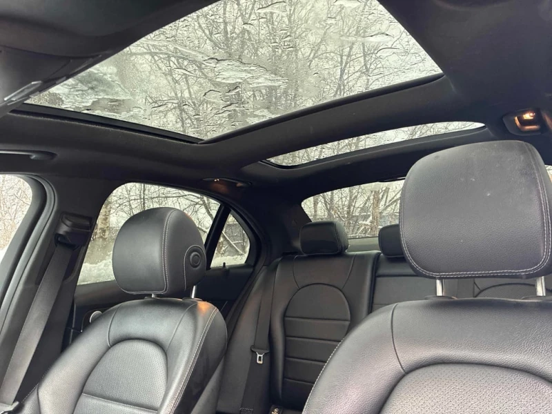 Mercedes-Benz C 400 * CARFAX * ЦЕНА ДО БГ, снимка 11 - Автомобили и джипове - 53169174