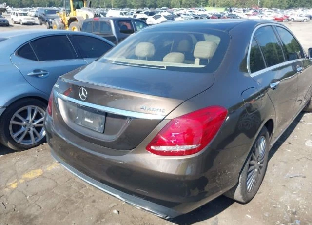 Mercedes-Benz C 300, снимка 6 - Автомобили и джипове - 48401775