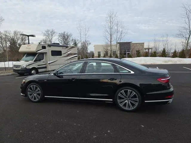 Audi A8 L QUATTRO 60 TFSI, снимка 3 - Автомобили и джипове - 54811676