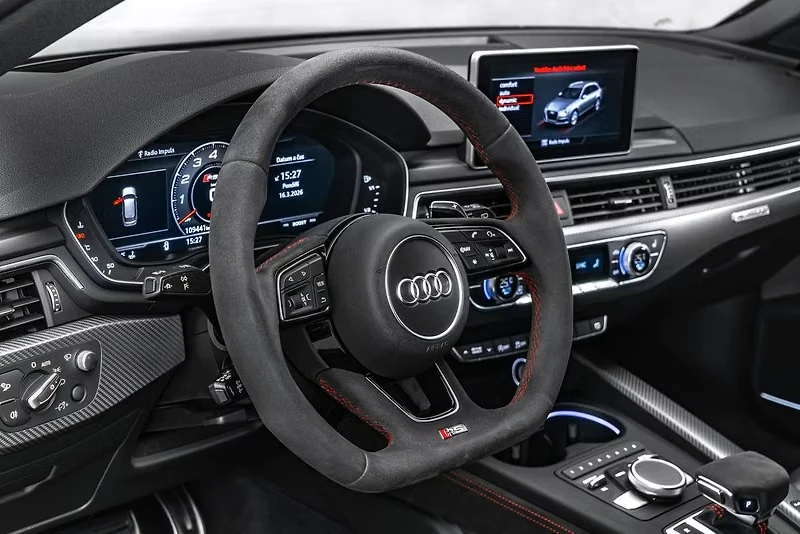 Audi Rs4 2.9 Avant Quattro, снимка 6 - Автомобили и джипове - 55011499