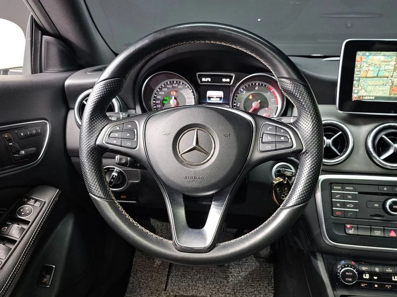 Mercedes-Benz CLA CLA200 d| 136к.с., снимка 12 - Автомобили и джипове - 56130215