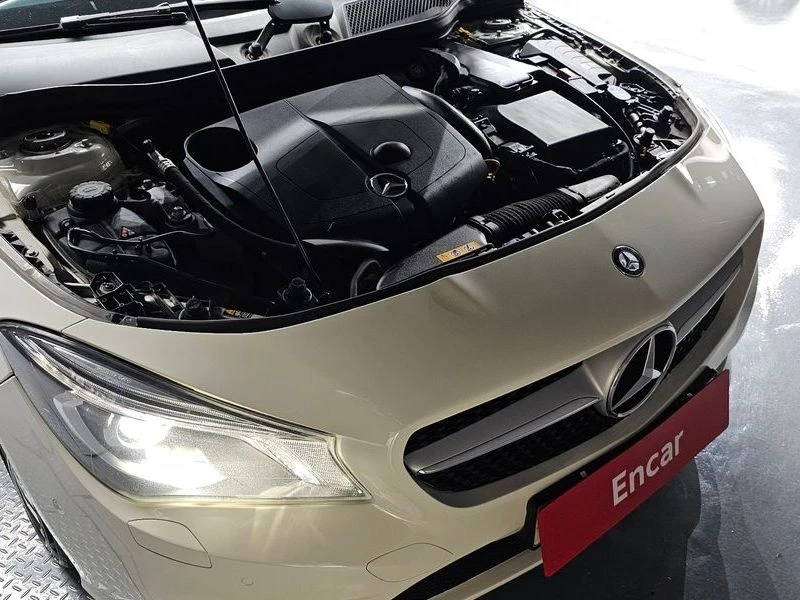 Mercedes-Benz CLA CLA200 d| 136к.с., снимка 6 - Автомобили и джипове - 56130215