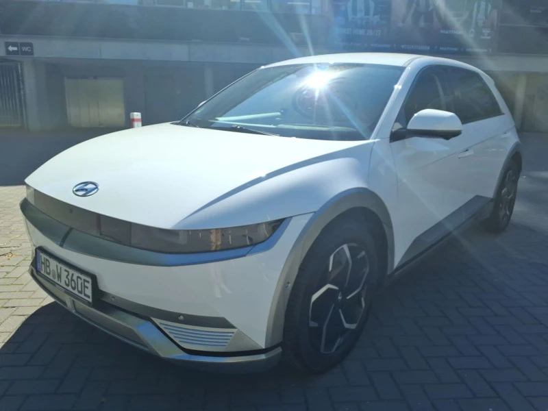 Hyundai Ioniq 5 77.4KWh/UNIQ/360/HEADUP/BOSE/ГАРАНЦИЯ/23г/, снимка 2 - Автомобили и джипове - 56182035