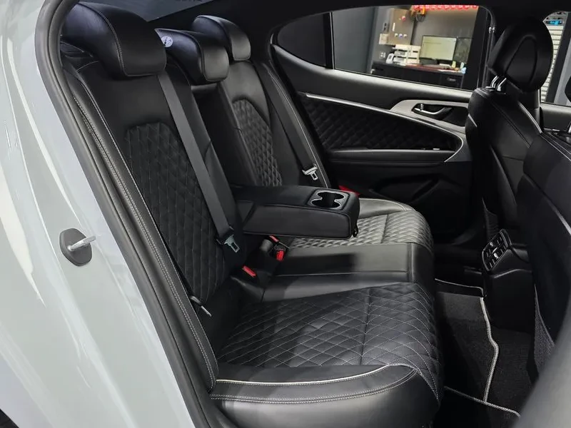 Genesis G70 3.3�/AWD/SPORT PACKD/DISTRONIC/HEAD UP | Mobile.bg � ����������� 12