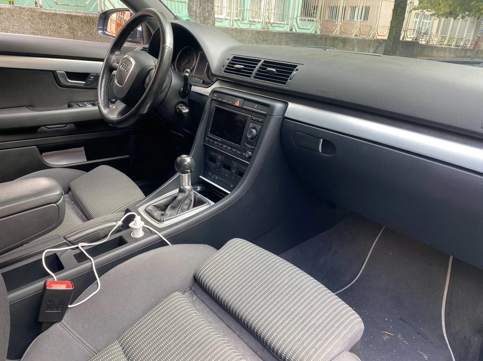 Audi A4  - изображение 6