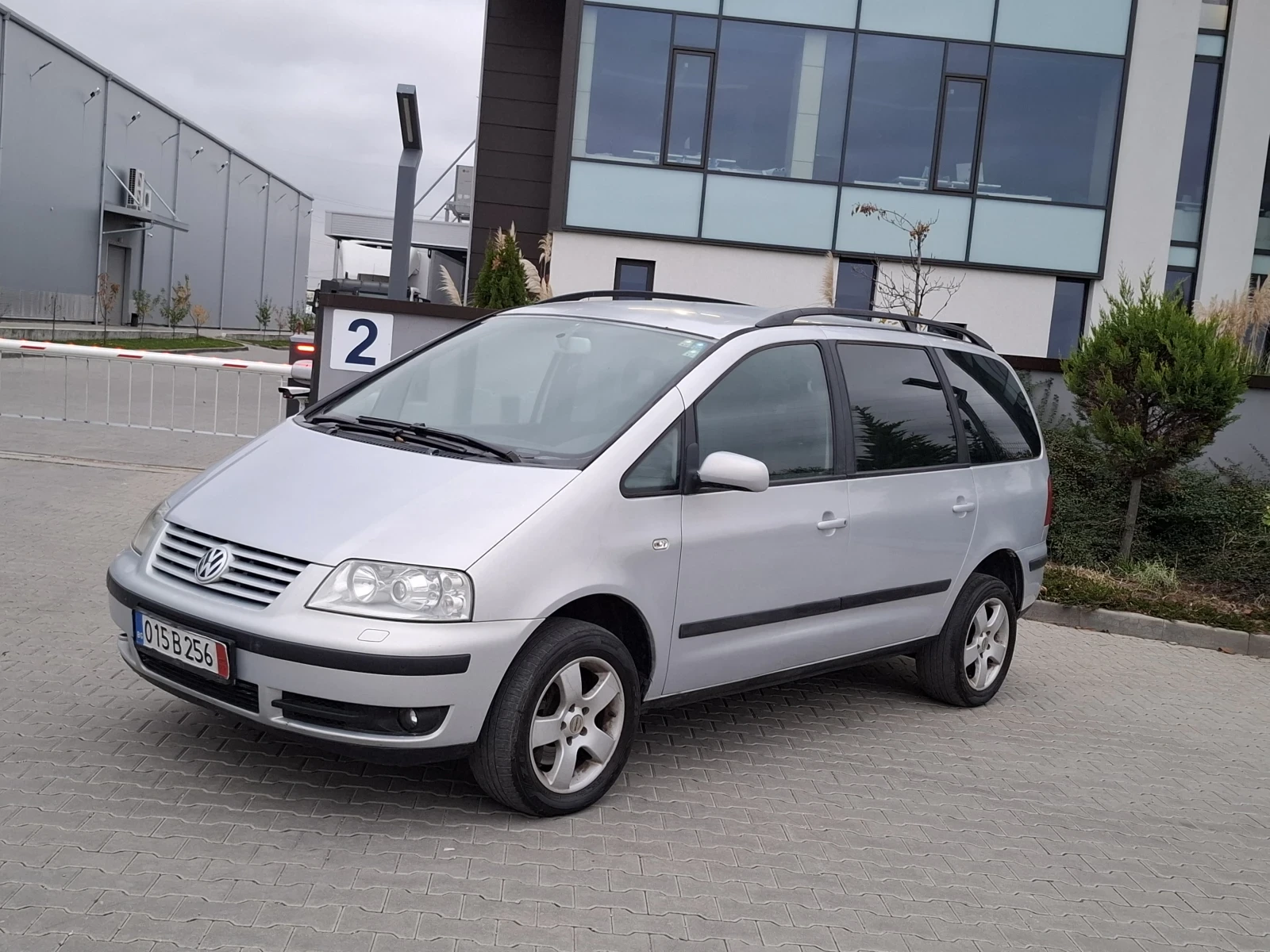 VW Sharan 1.9TDI* (131)* 4-* * HO * *  | Mobile.bg   5