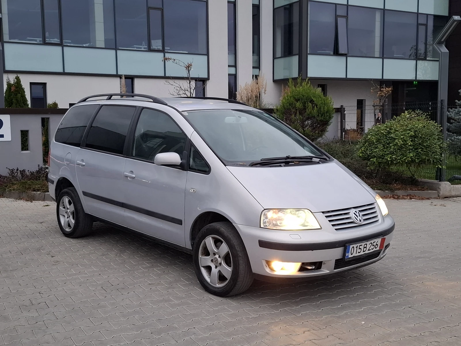 VW Sharan 1.9TDI* (131)* 4-* * HO * *  | Mobile.bg   11