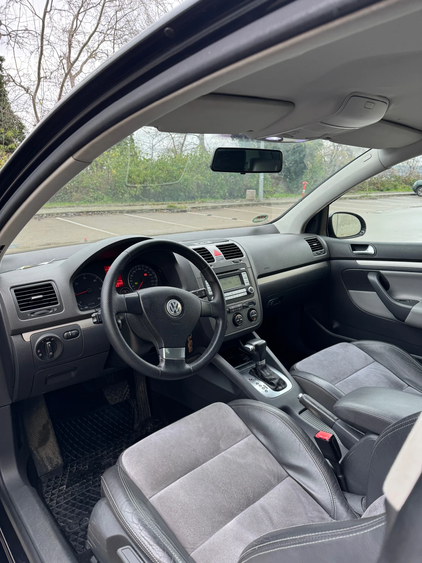 VW Golf 2.0 TDI DSG - изображение 7