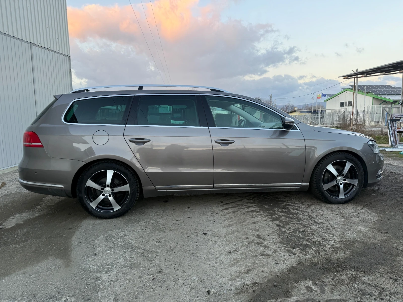 VW Passat 2.0 TDI DSG  - изображение 5