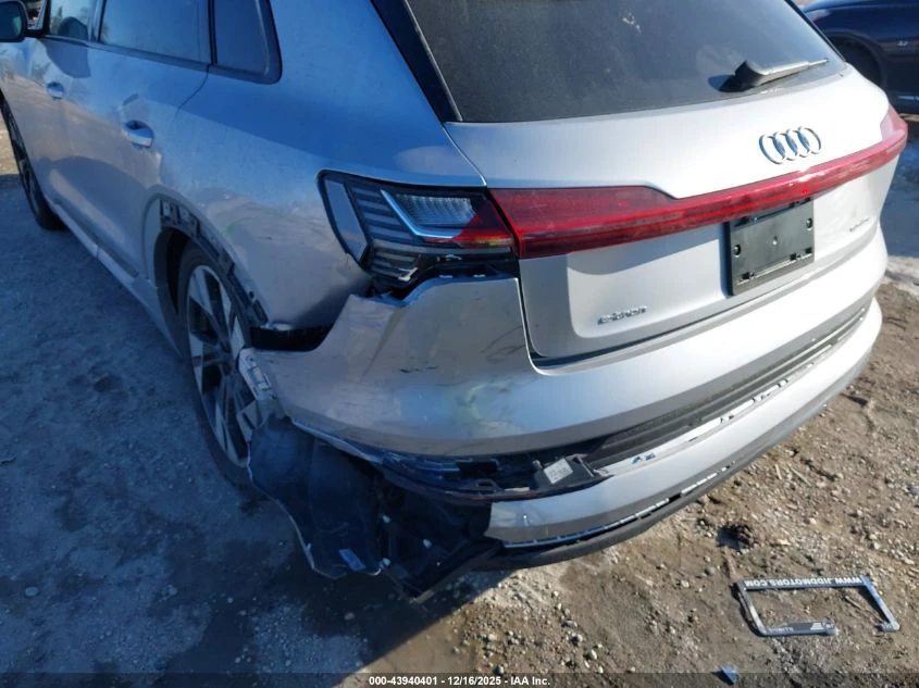 Audi E-Tron Premium Quattro - изображение 6