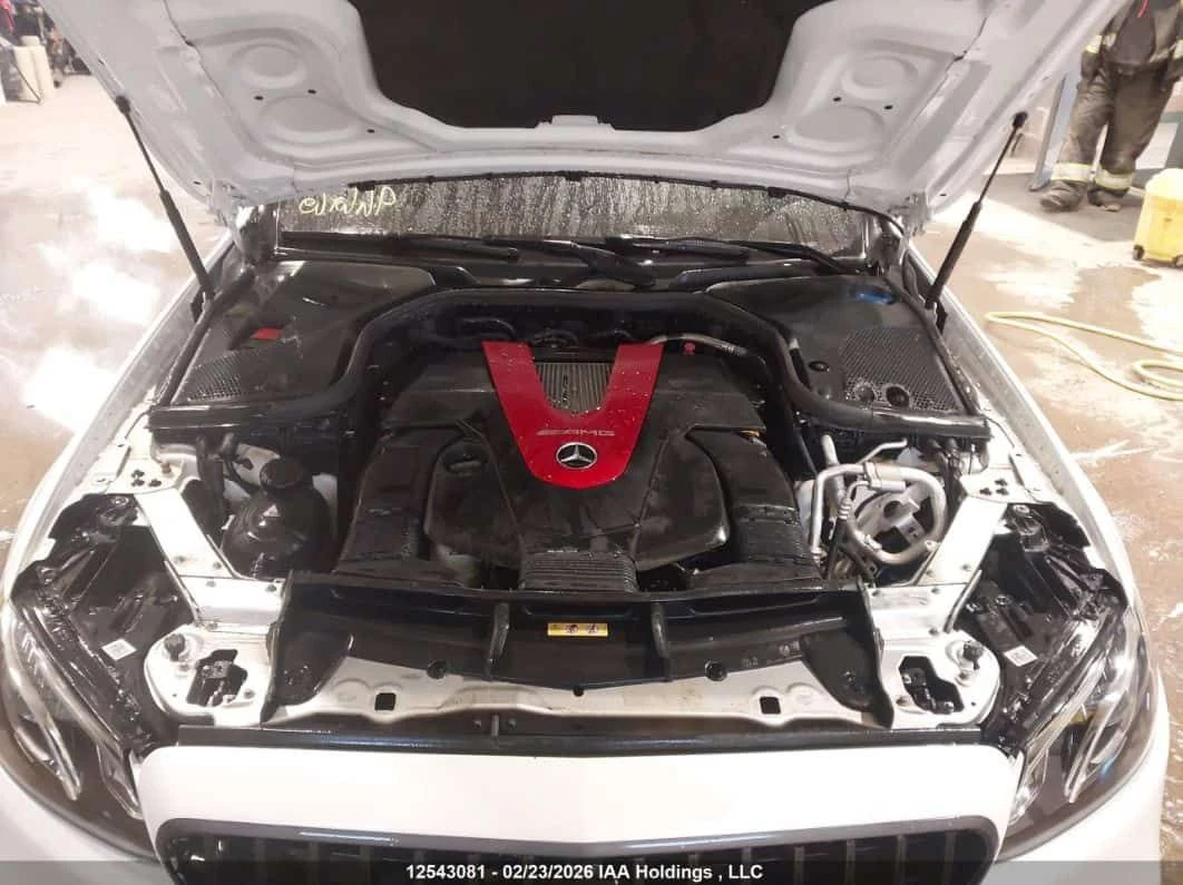 Mercedes-Benz E 43 AMG * 4MATIC * CARFAX * ДИСТРОНИК * BURMESTER - изображение 10