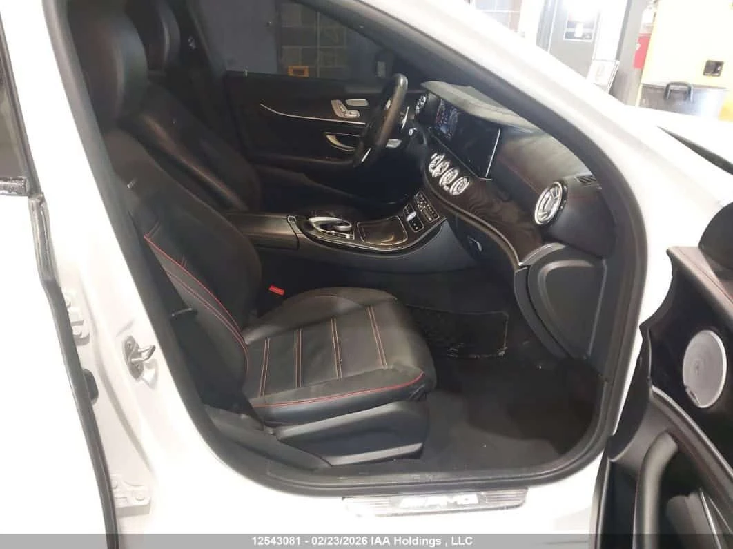 Mercedes-Benz E 43 AMG * 4MATIC * CARFAX * ДИСТРОНИК * BURMESTER - изображение 5