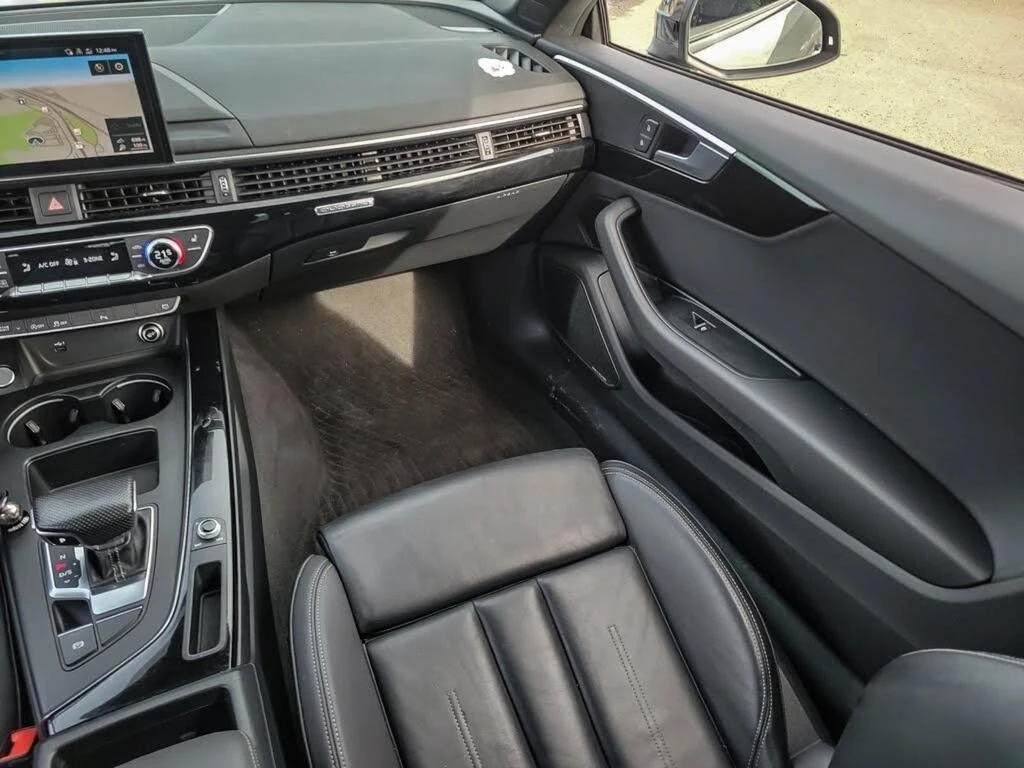 Audi A5 2.0 TFSI* Technik* АвтоКредит* (ЦЕНА ДО БГ), снимка 17 - Автомобили и джипове - 54002338