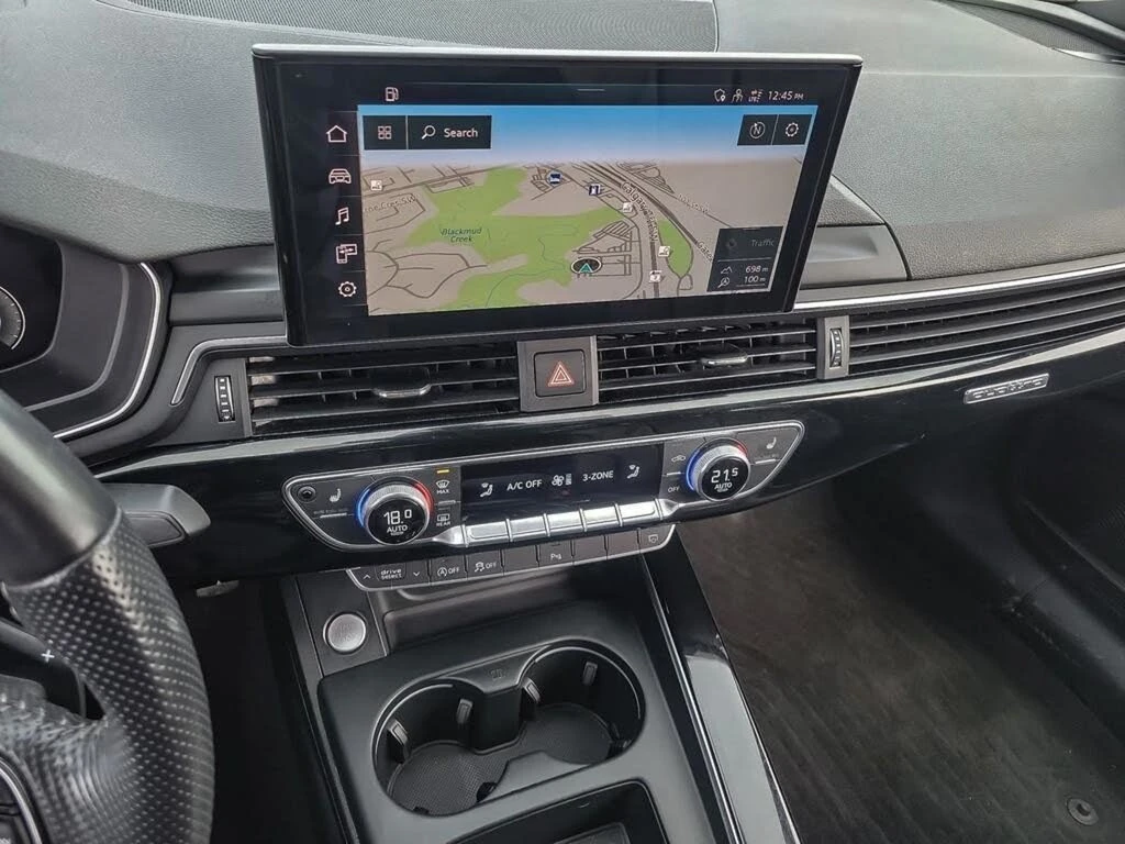 Audi A5 2.0 TFSI* Technik* АвтоКредит* (ЦЕНА ДО БГ), снимка 11 - Автомобили и джипове - 54002338