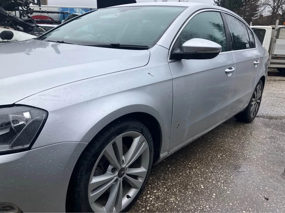 VW Passat 2.0tdi, снимка 2 - Автомобили и джипове - 54083906