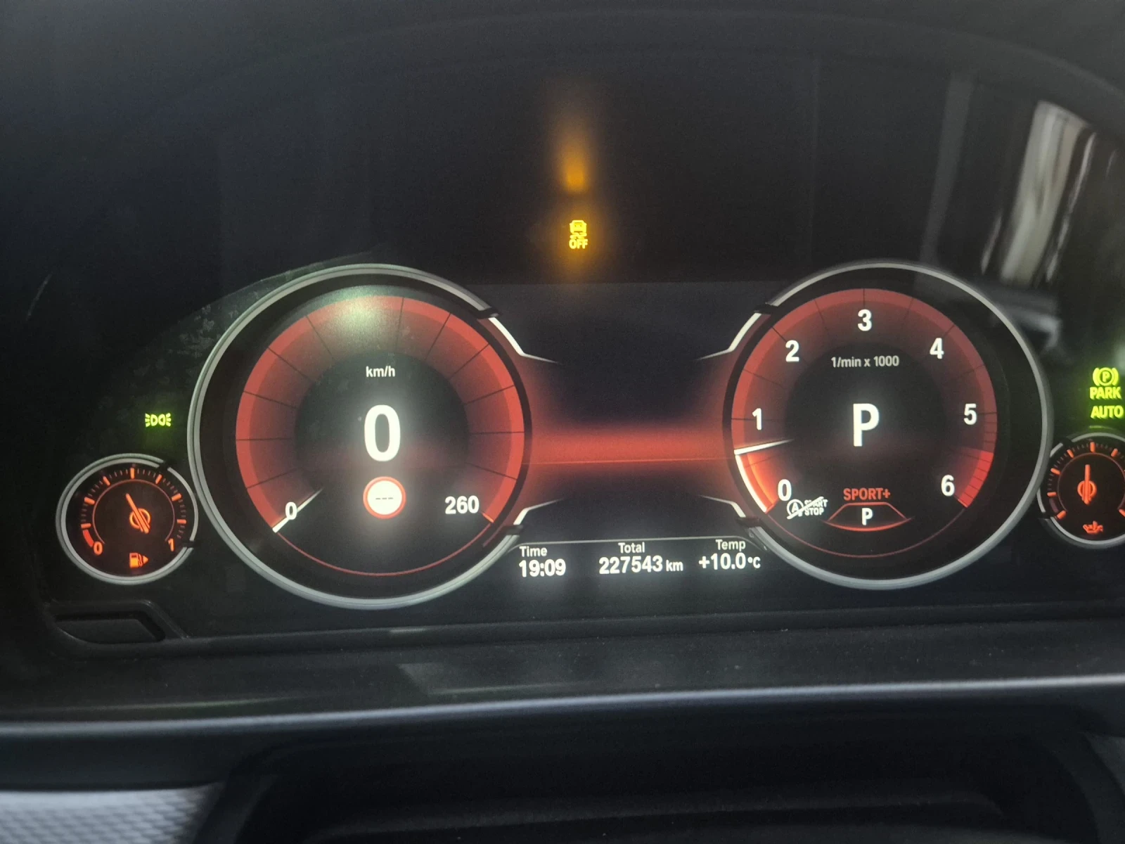 BMW 550 M550 XDRIVE, снимка 17 - Автомобили и джипове - 54197126