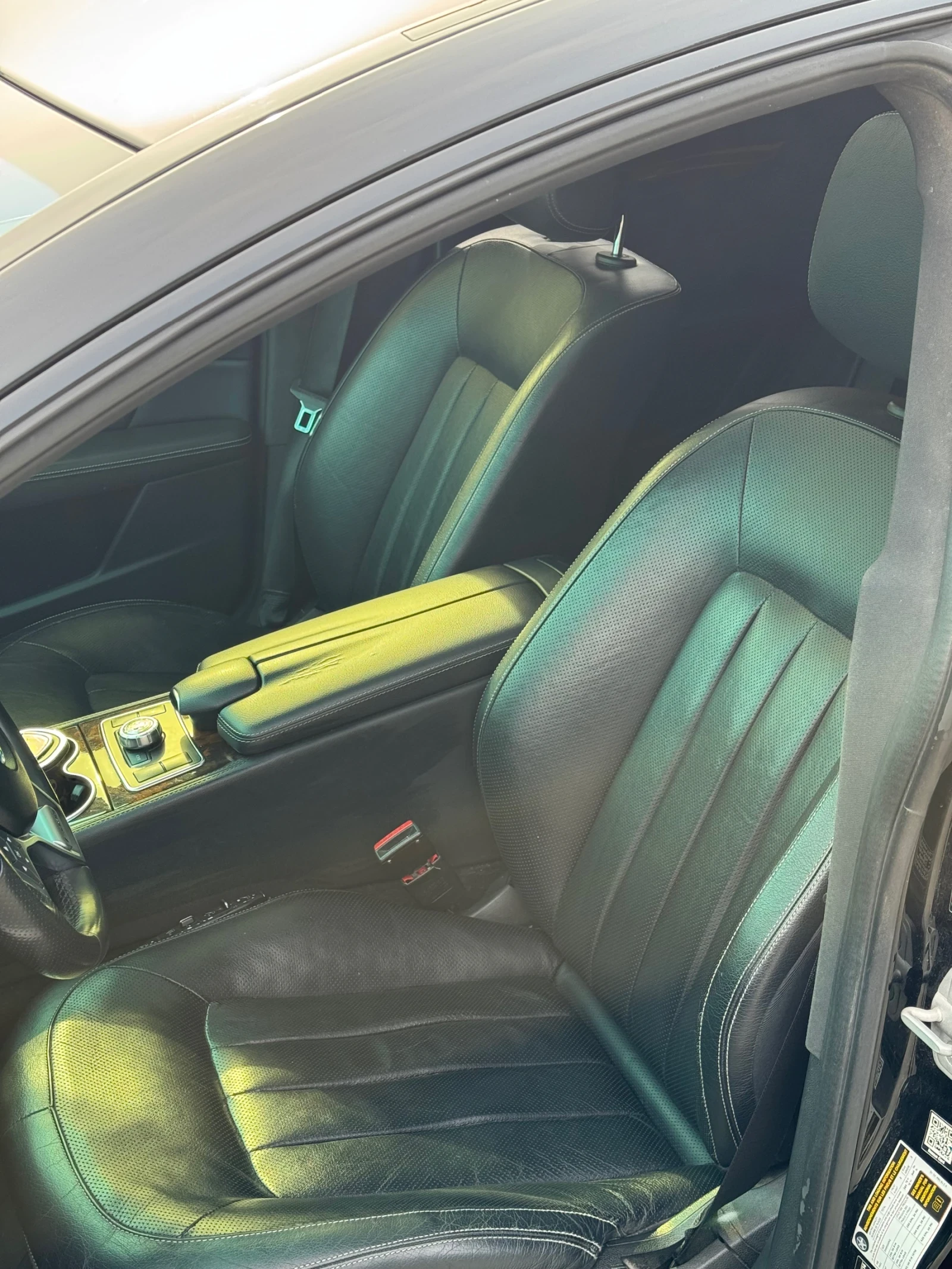 Mercedes-Benz CLS 550, снимка 7 - Автомобили и джипове - 54209472