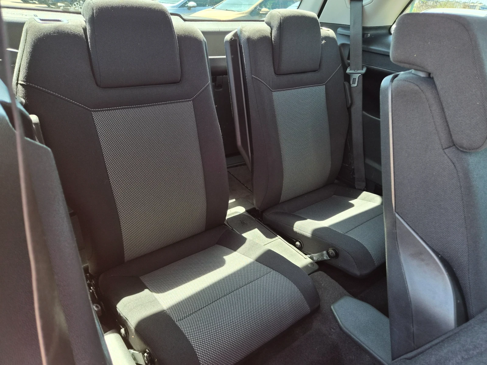 Opel Zafira 1.7D 110кс 6+ 1 места ЕВРО 4, снимка 16 - Автомобили и джипове - 54333519