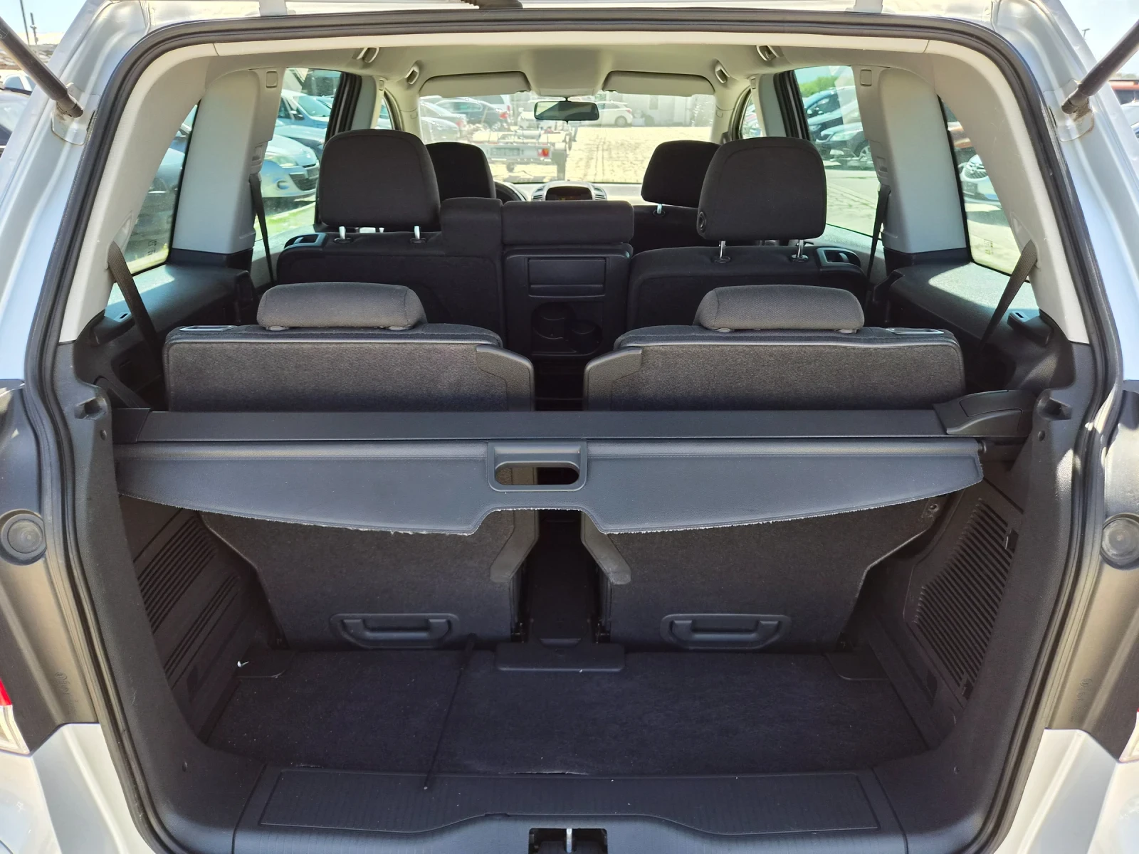 Opel Zafira 1.7D 110кс 6+ 1 места ЕВРО 4, снимка 9 - Автомобили и джипове - 54333519