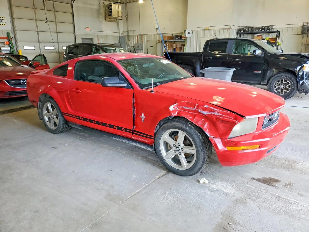 Ford Mustang 4.0l Cpe Deluxe, снимка 4 - Автомобили и джипове - 54351430