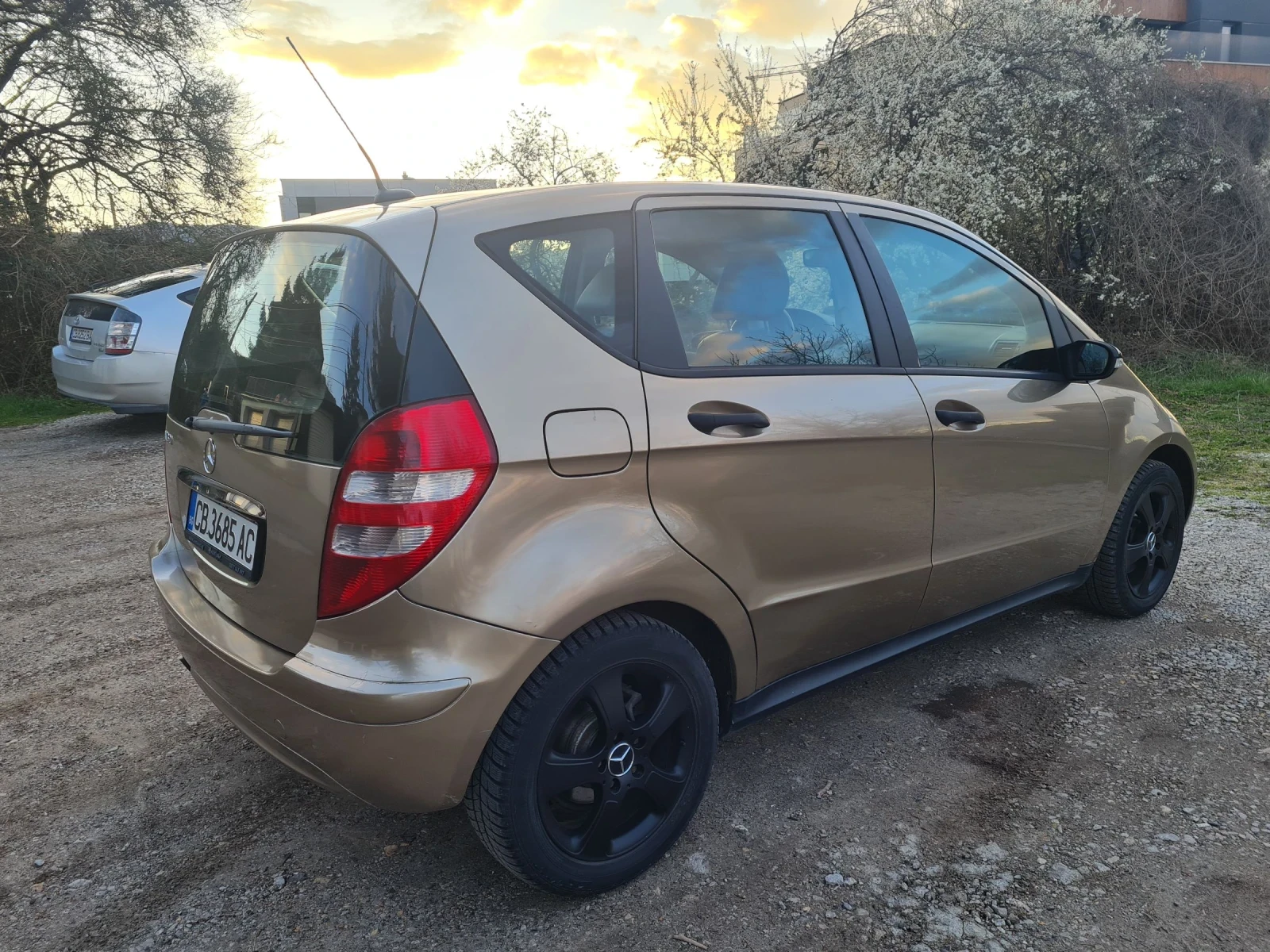 Mercedes-Benz A 150 1.5 Бензин, снимка 4 - Автомобили и джипове - 54525906