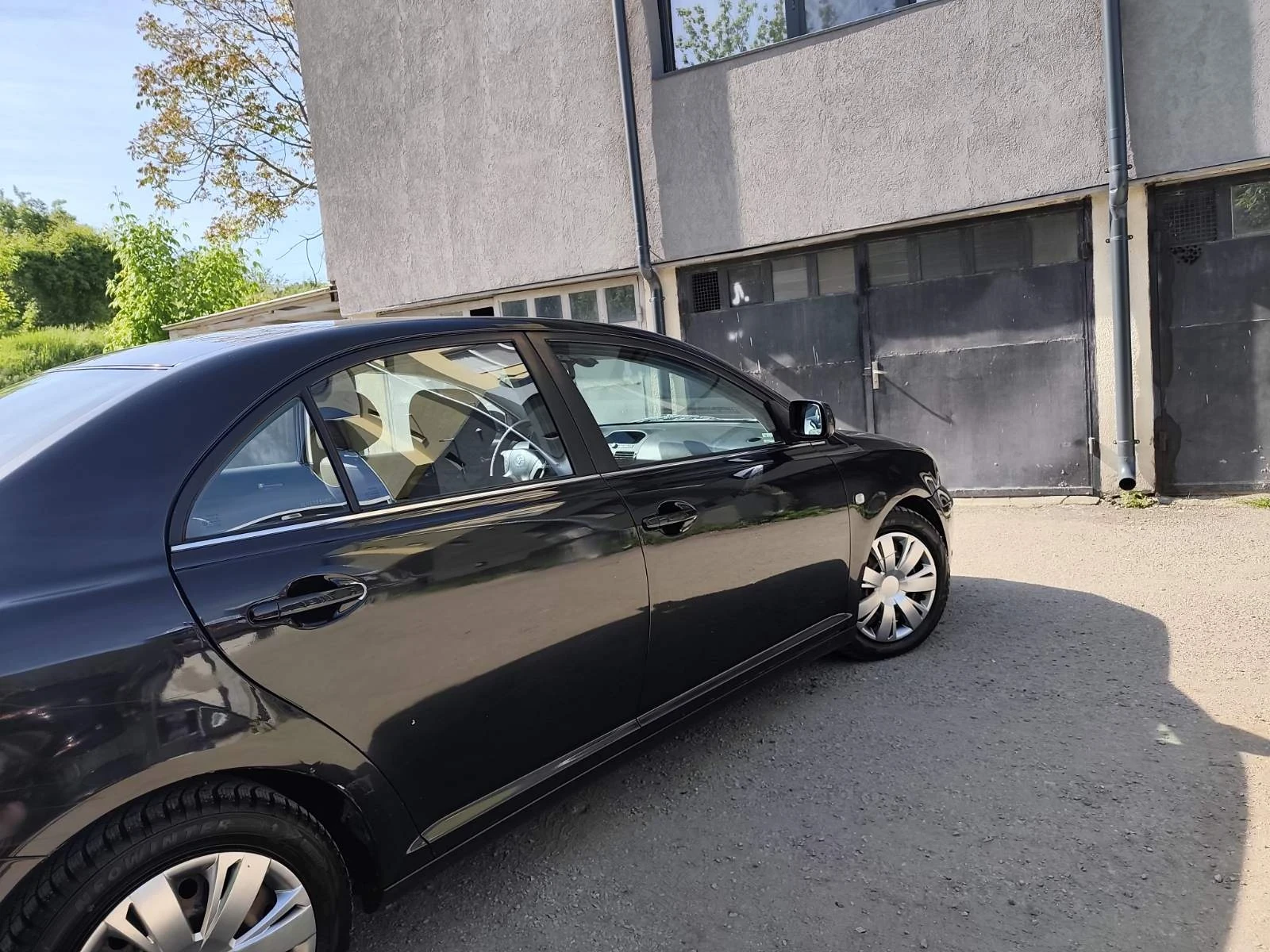 Toyota Avensis, снимка 4 - Автомобили и джипове - 54590960