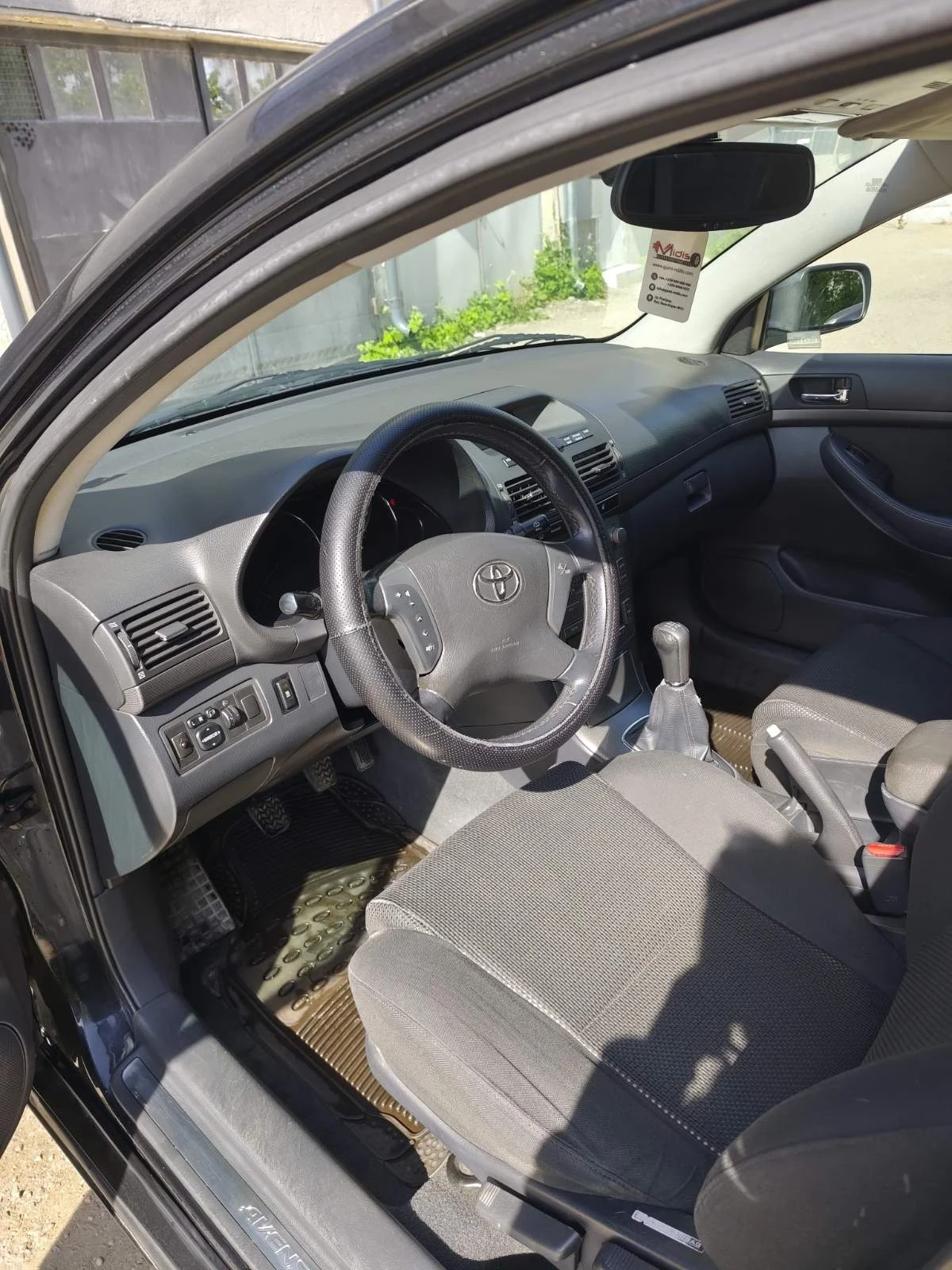 Toyota Avensis, снимка 7 - Автомобили и джипове - 54590960