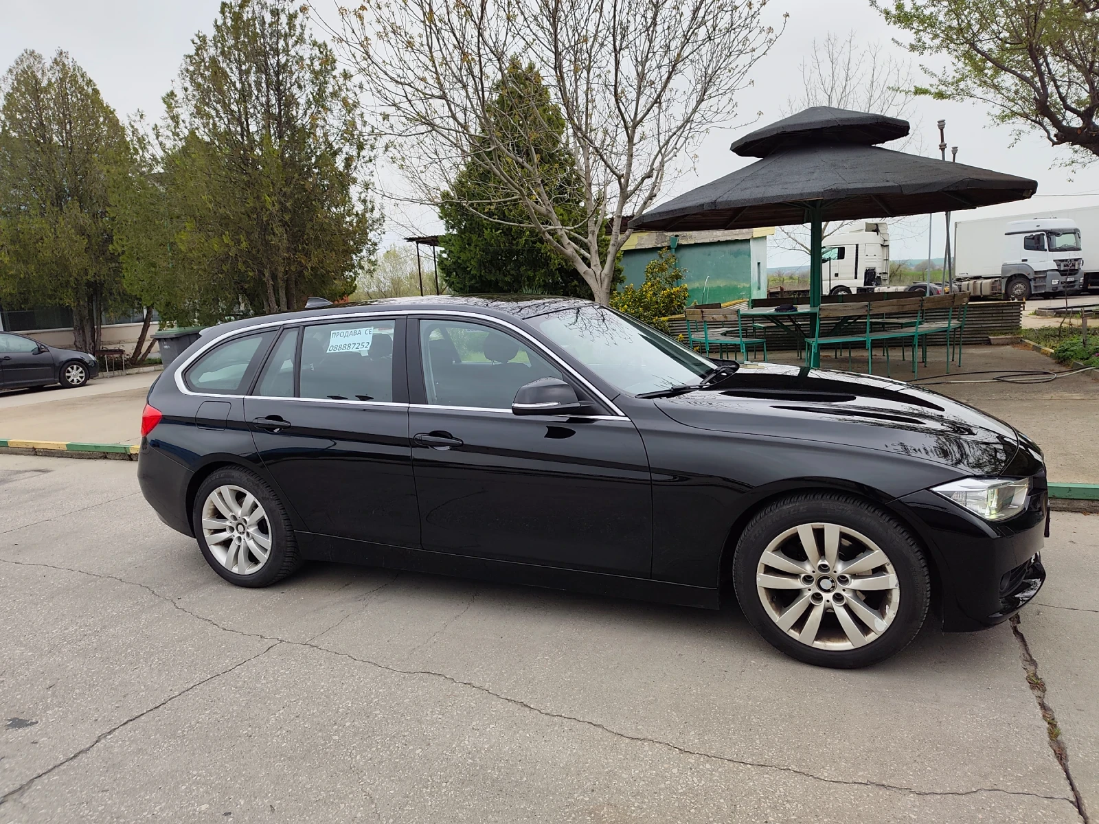 BMW 318 F31, снимка 8 - Автомобили и джипове - 54688852