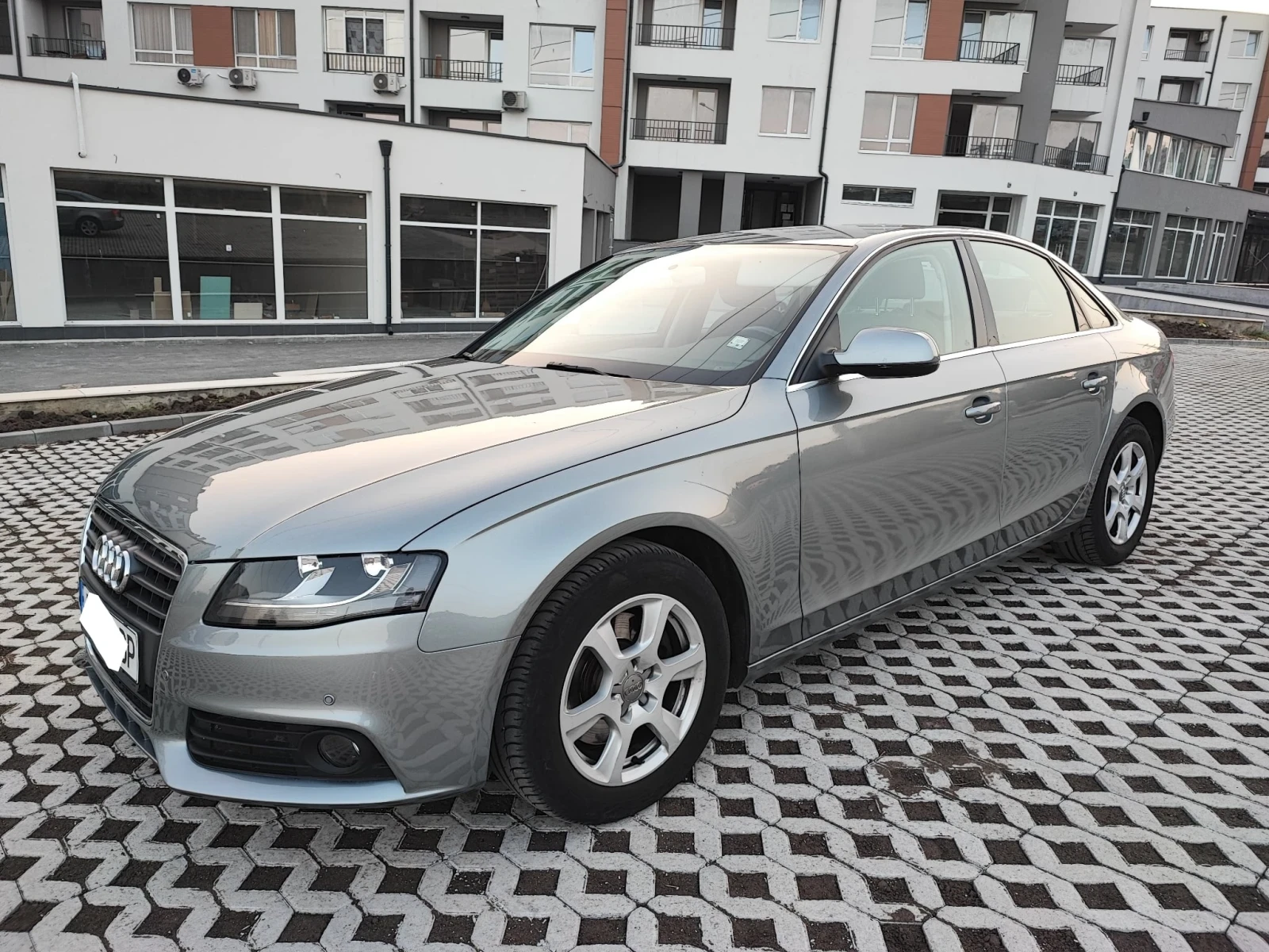 Audi A4 1.8 TFSI, снимка 2 - Автомобили и джипове - 54802007
