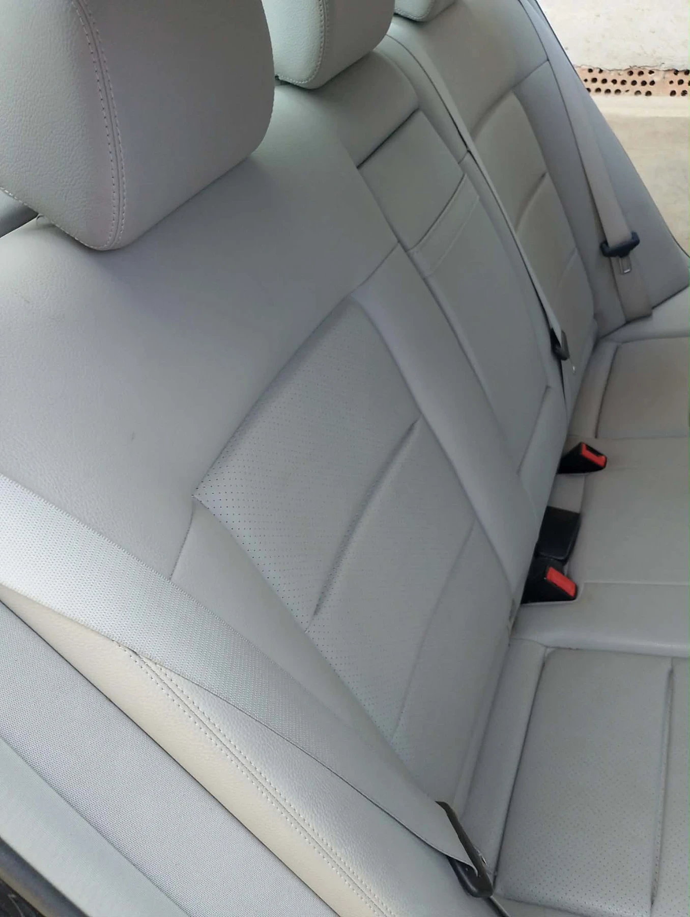 Mercedes-Benz E 220 BlueEFFICIENCY, снимка 8 - Автомобили и джипове - 54990518