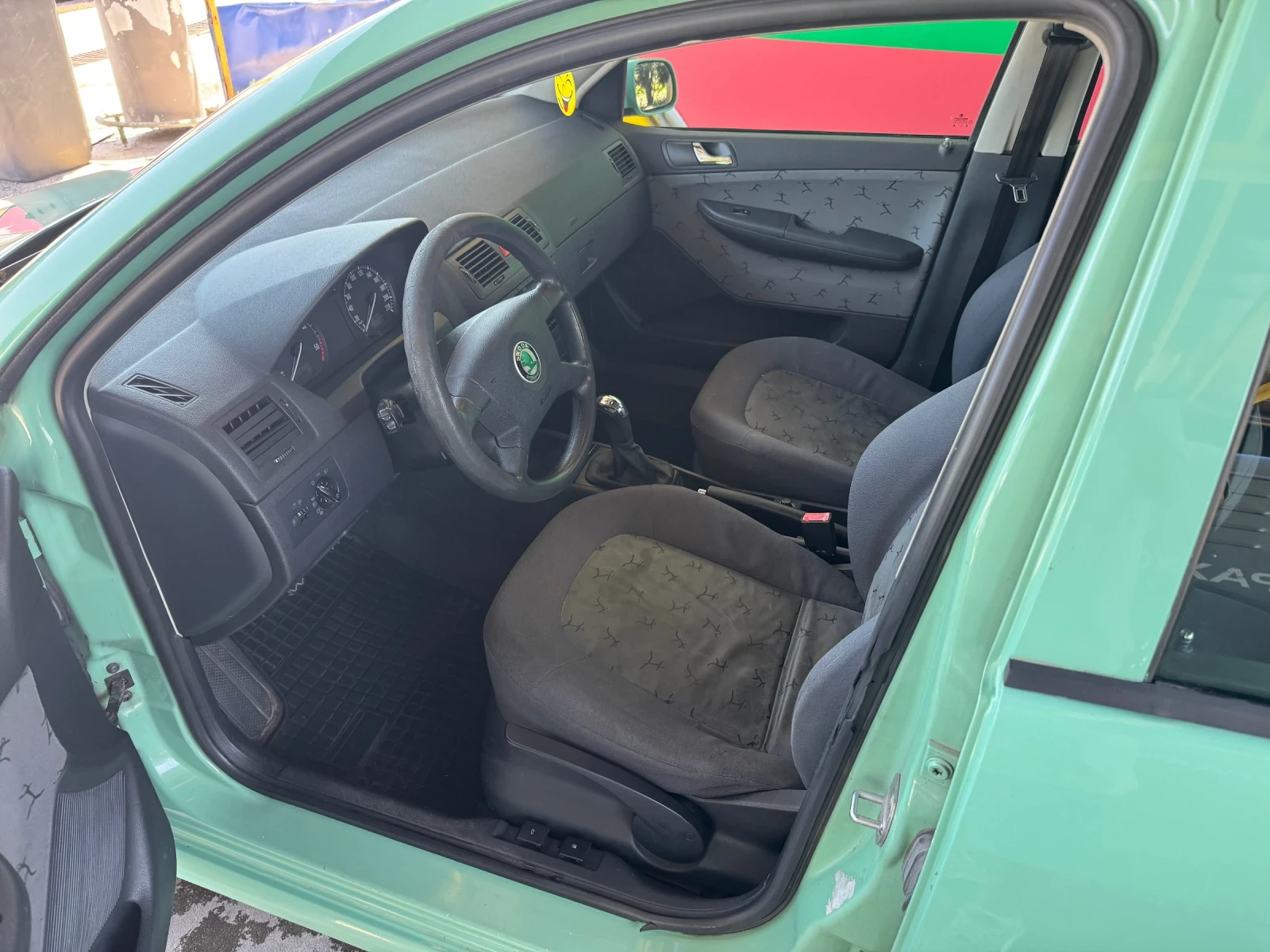 Skoda Fabia, снимка 9 - Автомобили и джипове - 55086842