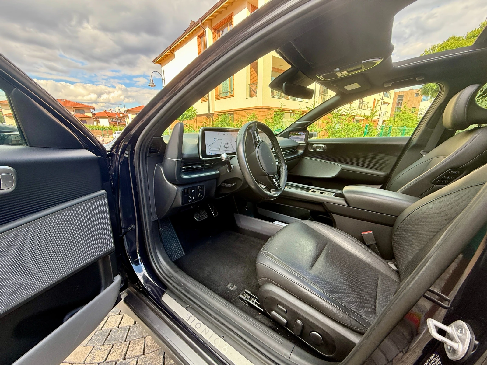 Hyundai Ioniq 6 77kWh Uniq RWD, снимка 8 - Автомобили и джипове - 55417873