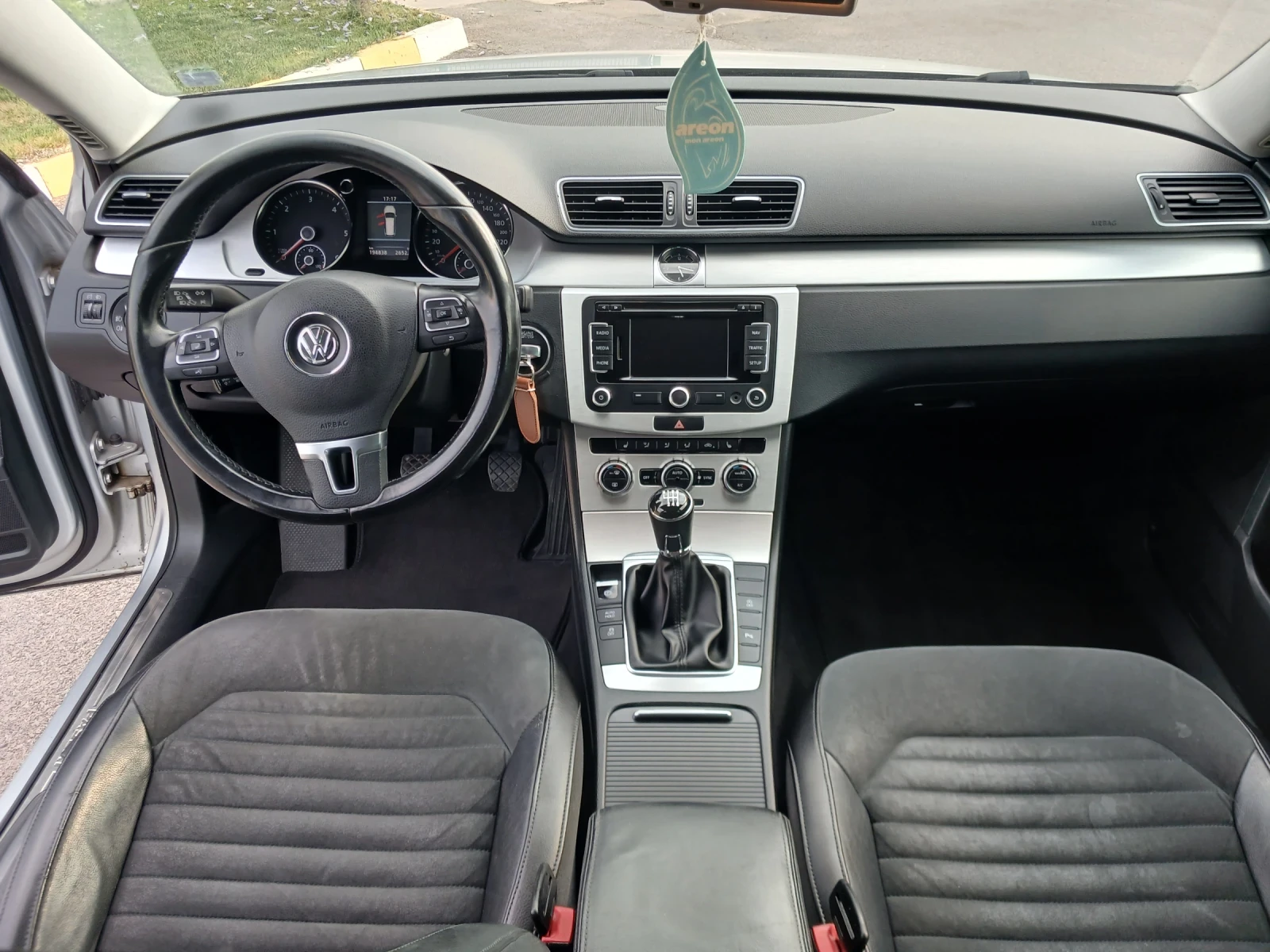VW Passat 2.0 TDI  170p.s, снимка 6 - Автомобили и джипове - 55709940