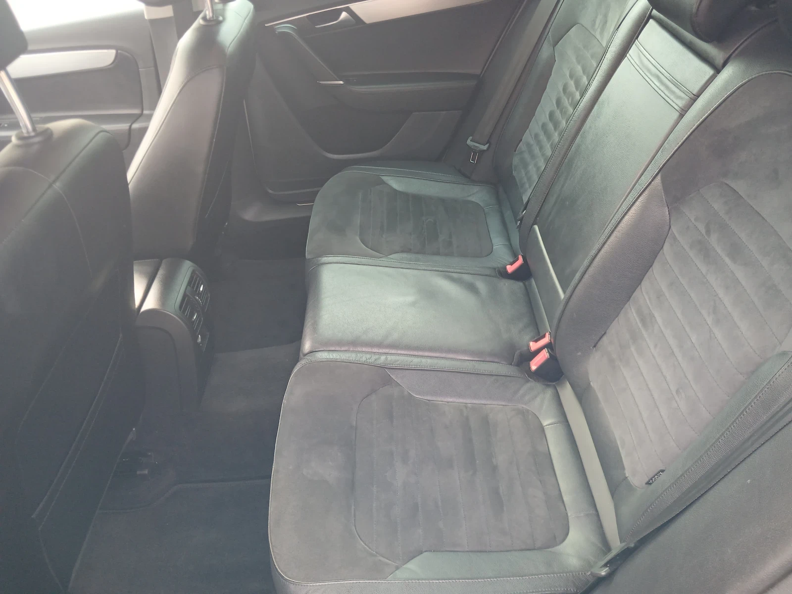 VW Passat 2.0 TDI  170p.s, снимка 12 - Автомобили и джипове - 55709940
