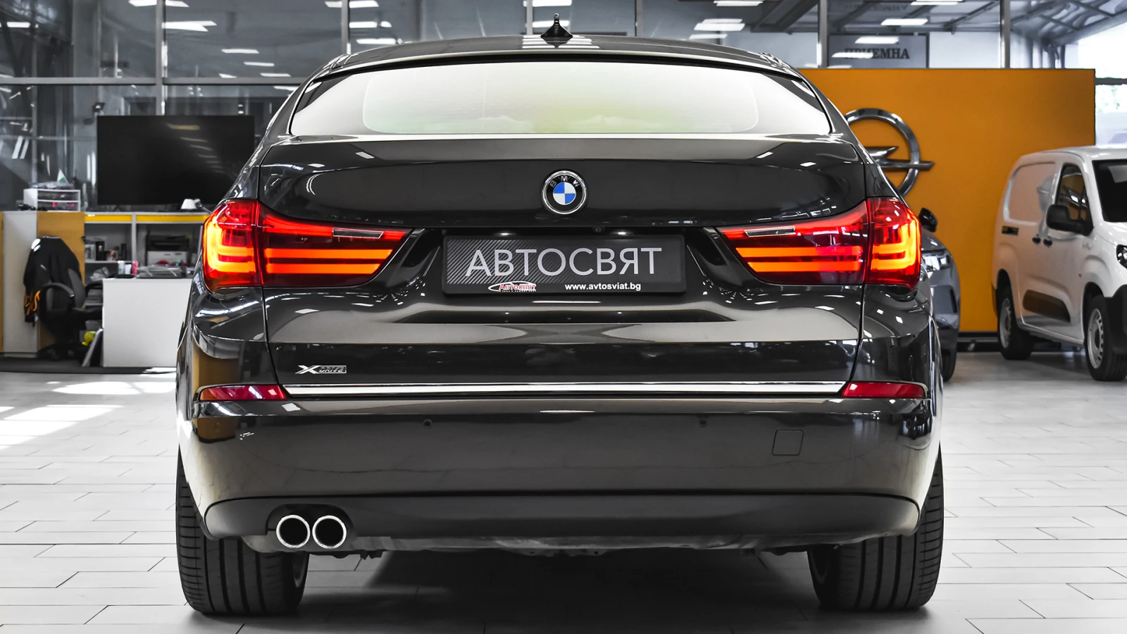 BMW 5 Gran Turismo 530d Drive Luxury Line Steptronic, снимка 3 - Автомобили и джипове - 55991159