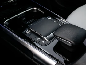 Mercedes-Benz GLB AMG PKG| PANOROOF| HEATED SEATS| APPLE CAR PLAY|  - 44500 лв. / 22752.49 € - 42861136 11