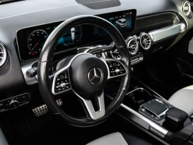 Mercedes-Benz GLB AMG PKG| PANOROOF| HEATED SEATS| APPLE CAR PLAY|  - 44500 лв. / 22752.49 € - 42861136 14